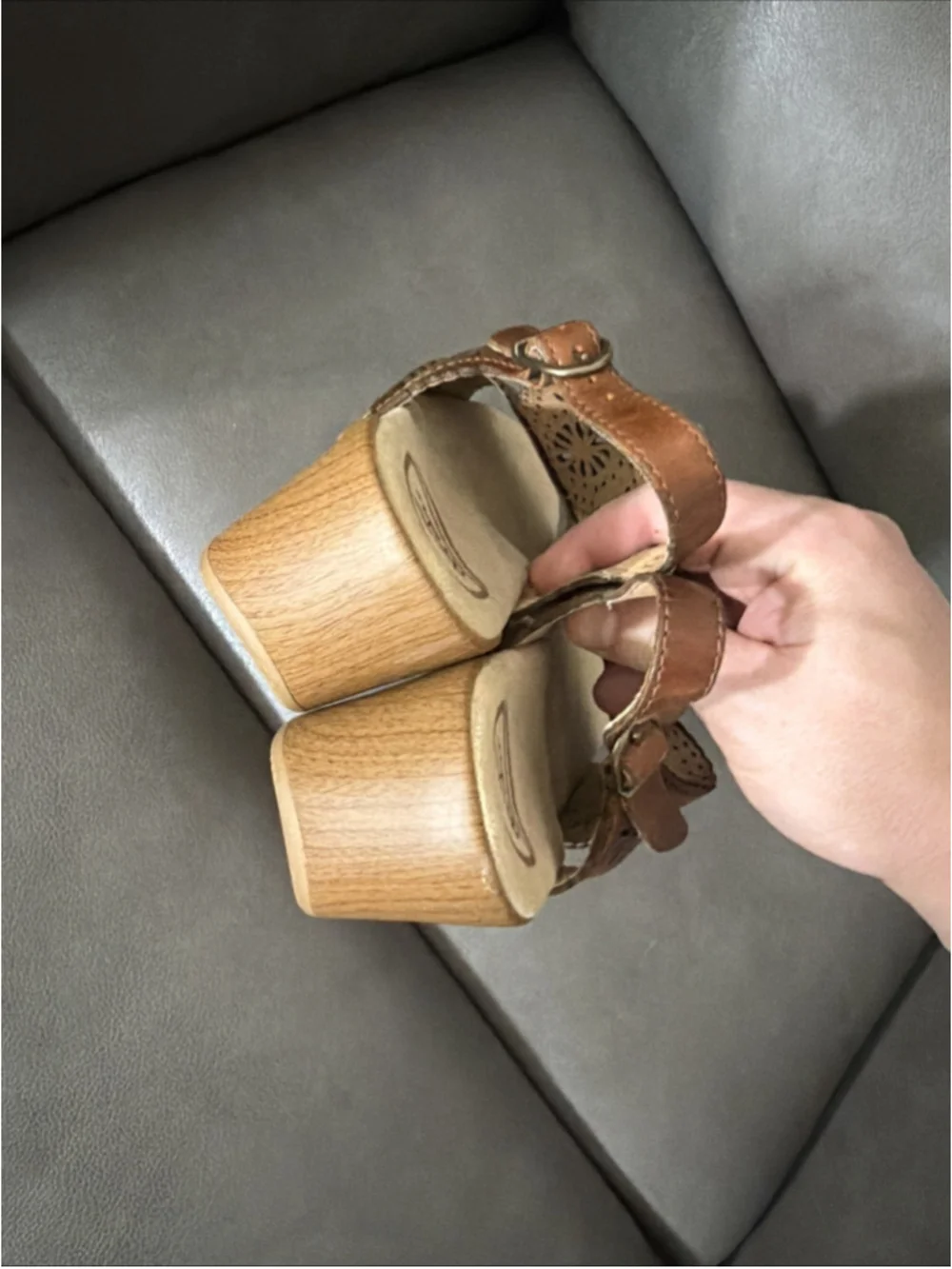 WOMEN’S DANSKO CLOG SANDALS SHOES SIZE 38 EU BROWN BEIGE STRAP ON WEDGES - Picture 6 of 9